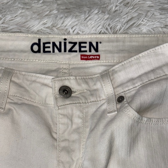 Denizen Levi’s Classic White Denim Skirt - Picture 2 of 4